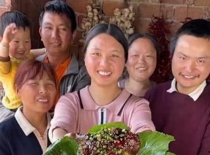 小春花邻居爆料视频,小春花惊人视频曝光，真相令人震惊！