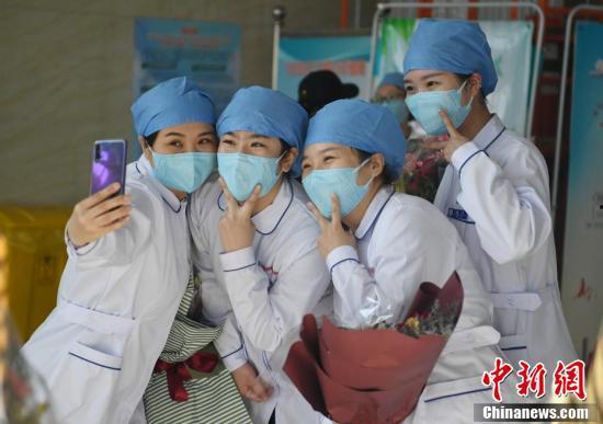 8个医护人员爆料视频大全,疫情下的生死较量与坚守瞬间