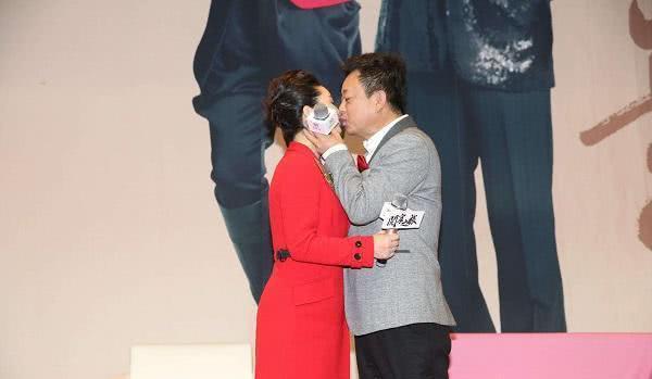 朱军爆料谭梅视频