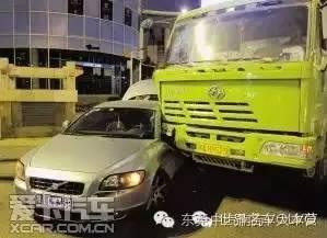 德州车祸爆料新闻,悲剧瞬间，生命消逝